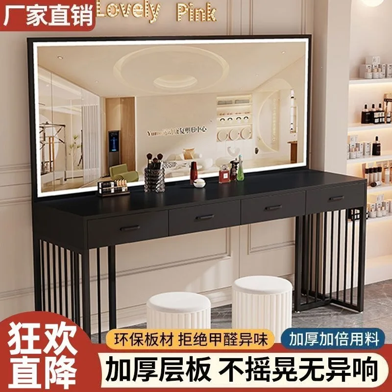 Meja rias studio modern dengan - Beauty Makeup School ulasan dan harga